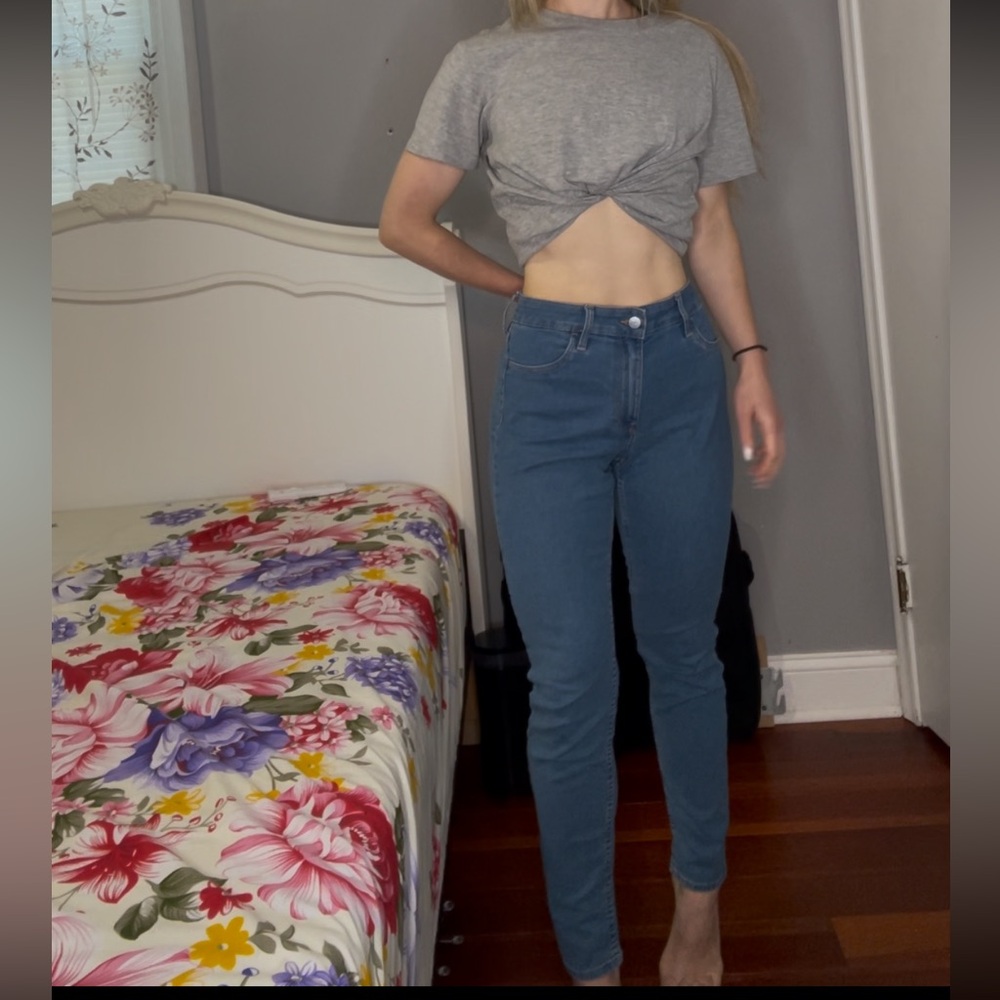 Jeans - Picture 6 of 9